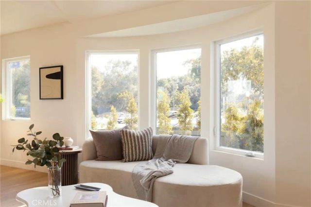 3554 S Sycamore, Los Angeles, CA 90016