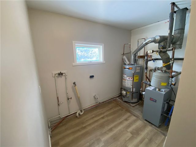 35 2nd Avenue, Greece, NY 14612