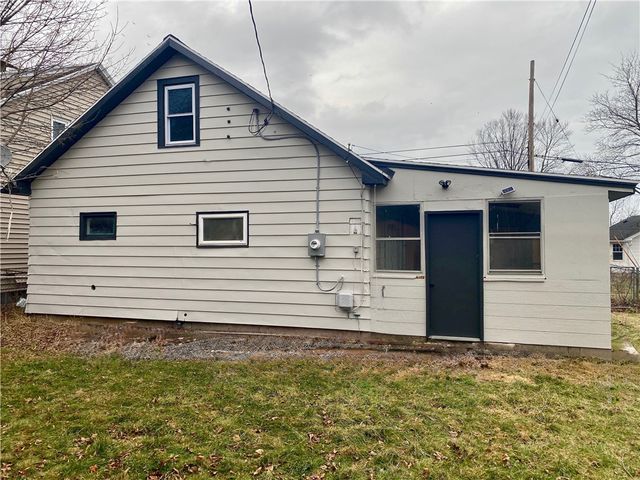 35 2nd Avenue, Greece, NY 14612