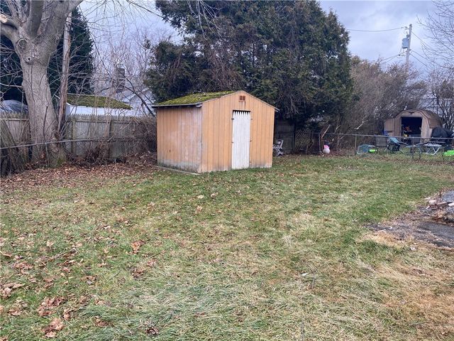 35 2nd Avenue, Greece, NY 14612