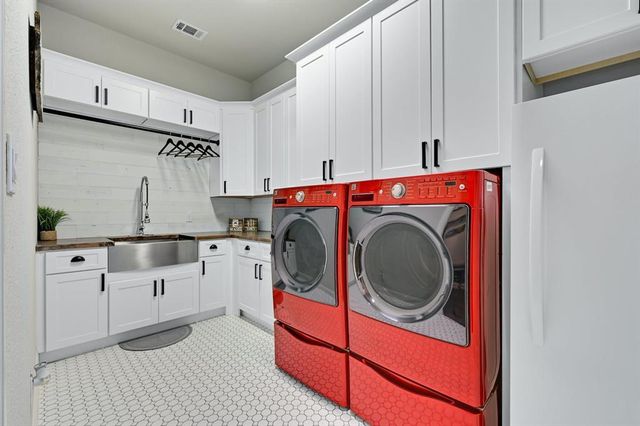 629 Germander RD, Leander, TX 78641
