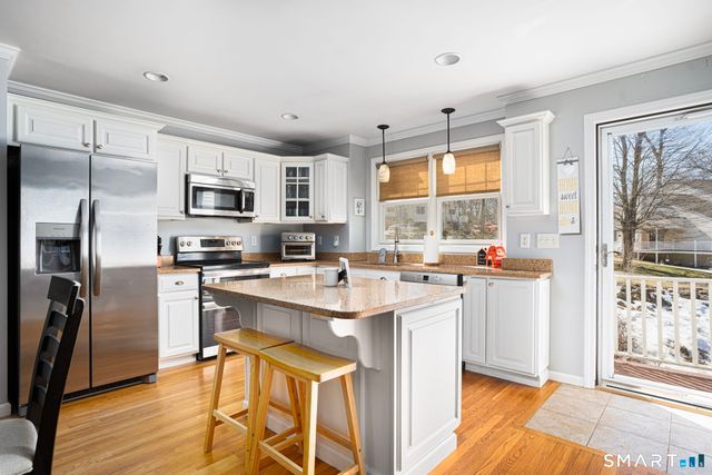 125 Murphys Drive 125, Groton, CT 06340