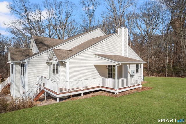 125 Murphys Drive 125, Groton, CT 06340