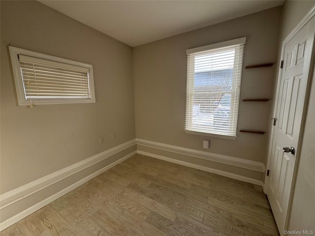 25 Gardners Lane A, Hampton Bays, NY 11946