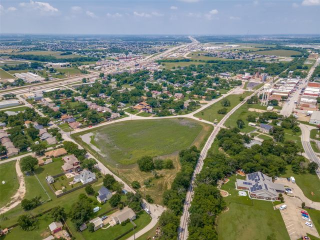 103 College, Royse City, TX 75189