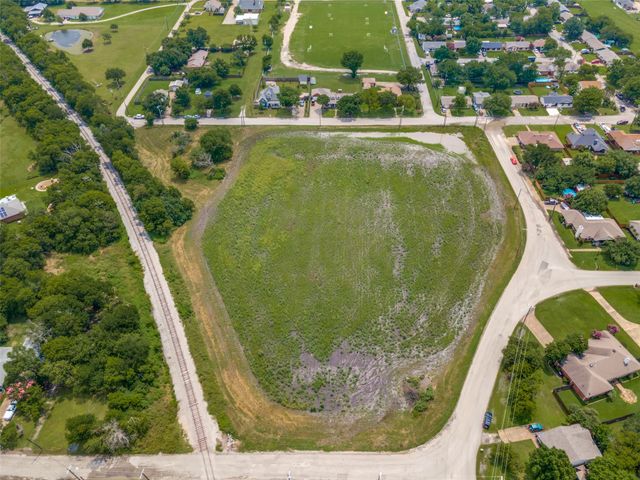 103 College, Royse City, TX 75189