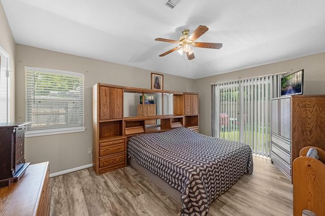 17930 Great Glen Drive, Houston, TX 77084
