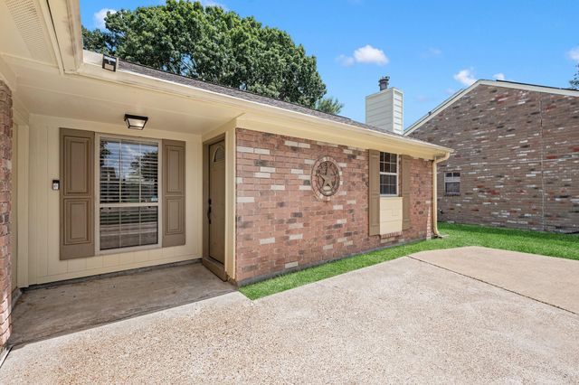 17930 Great Glen Drive, Houston, TX 77084
