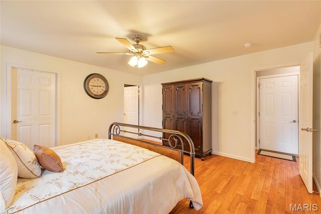 109 Spruce Court, Brighton, IL 62012