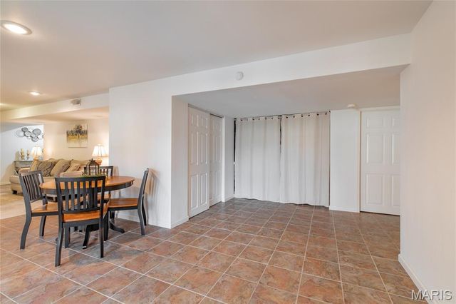 109 Spruce Court, Brighton, IL 62012