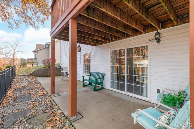 109 Spruce Court, Brighton, IL 62012