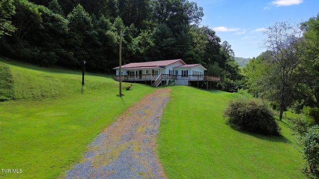 14439 Holbrook Chapel Road, Coeburn, VA 24230