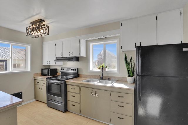 8405 W Antler Rd, Deer Park, WA 99006