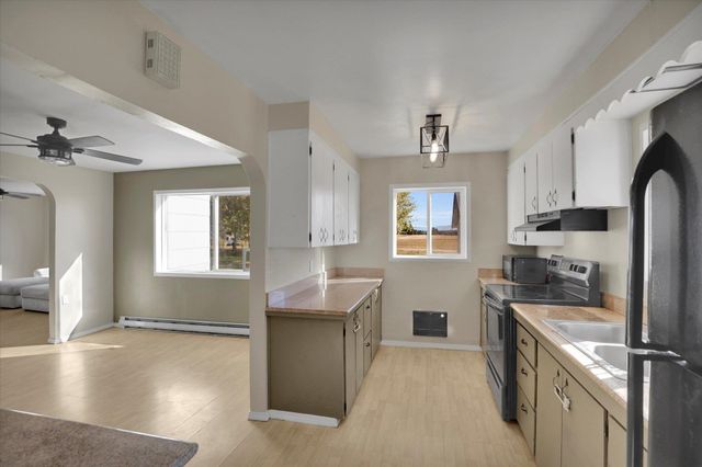 8405 W Antler Rd, Deer Park, WA 99006