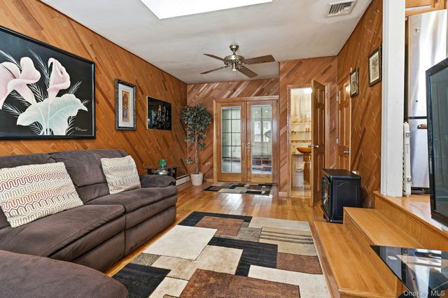 7 Bartel Place, South Huntington, NY 11746