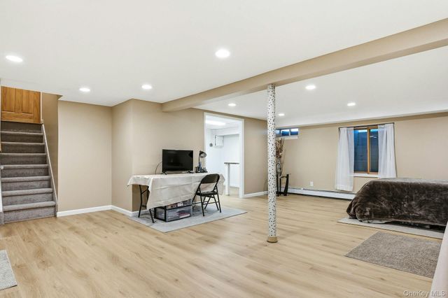 7 Bartel Place, South Huntington, NY 11746