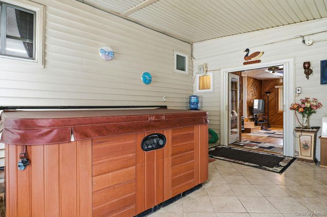 7 Bartel Place, South Huntington, NY 11746