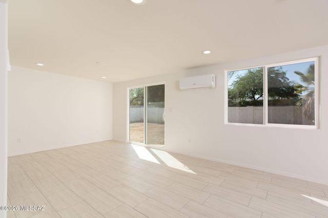 7530 E Mary Drive, Tucson, AZ 85730