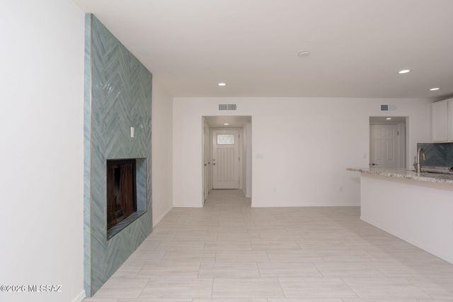 7530 E Mary Drive, Tucson, AZ 85730