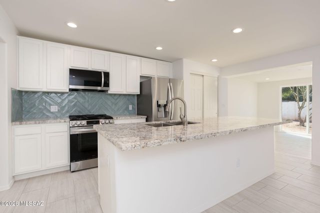 7530 E Mary Drive, Tucson, AZ 85730