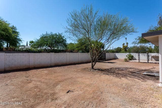 7530 E Mary Drive, Tucson, AZ 85730