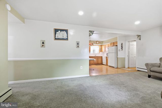 2856 COLMAR AVE, Bensalem, PA 19020