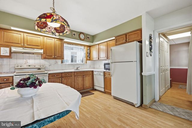 2856 COLMAR AVE, Bensalem, PA 19020