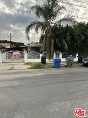 11577 Amboy Avenue, San Fernando, CA 91340