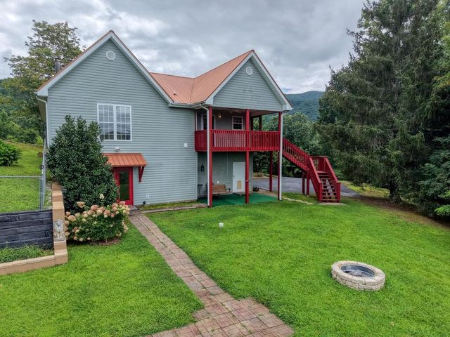 27 Sky High Drive, Blairsville, GA 30512