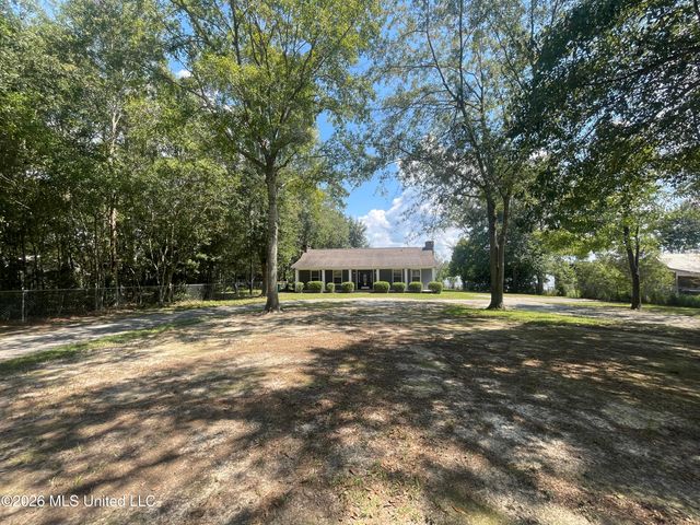 18356 Shaw Road, Saucier, MS 39574