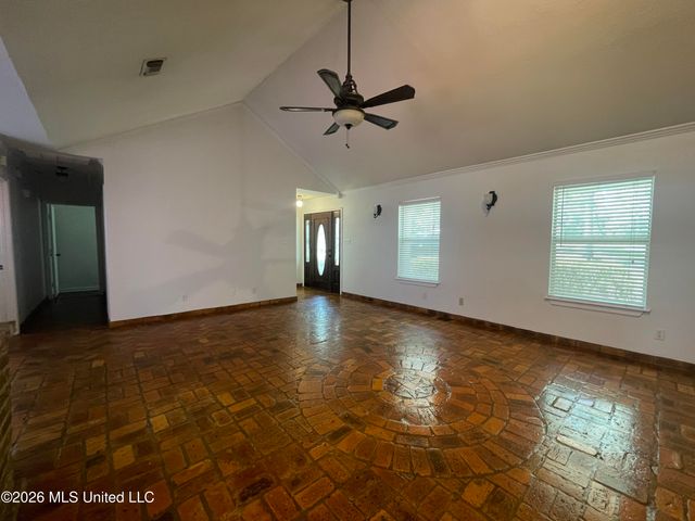 18356 Shaw Road, Saucier, MS 39574