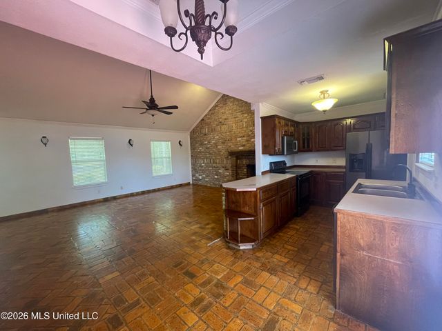 18356 Shaw Road, Saucier, MS 39574