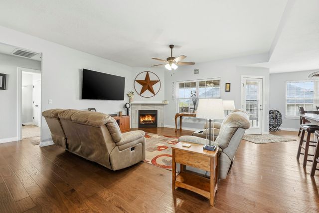 722 E Mining Camp Road, Nixa, MO 65714