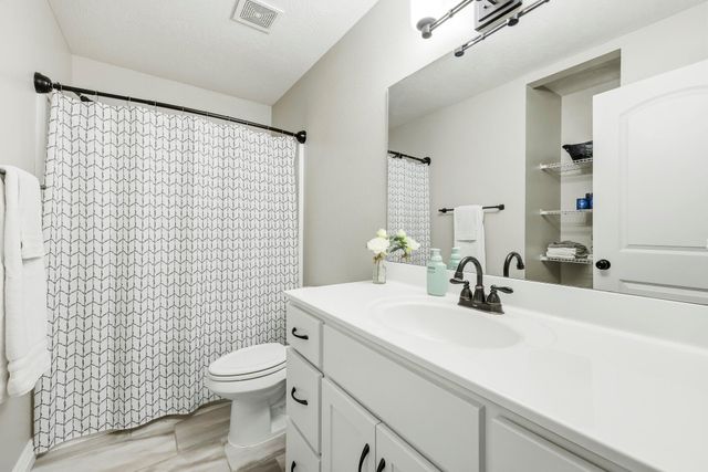 722 E Mining Camp Road, Nixa, MO 65714