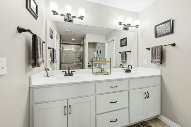 722 E Mining Camp Road, Nixa, MO 65714