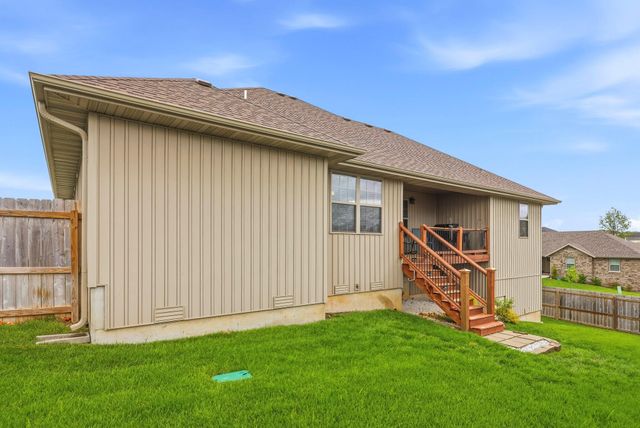 722 E Mining Camp Road, Nixa, MO 65714