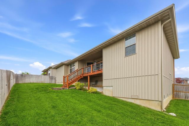 722 E Mining Camp Road, Nixa, MO 65714