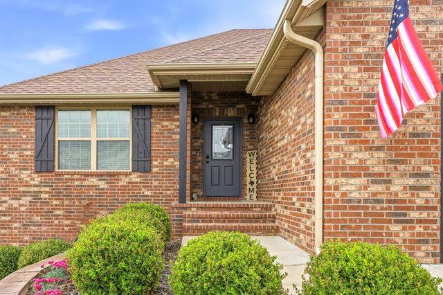 722 E Mining Camp Road, Nixa, MO 65714