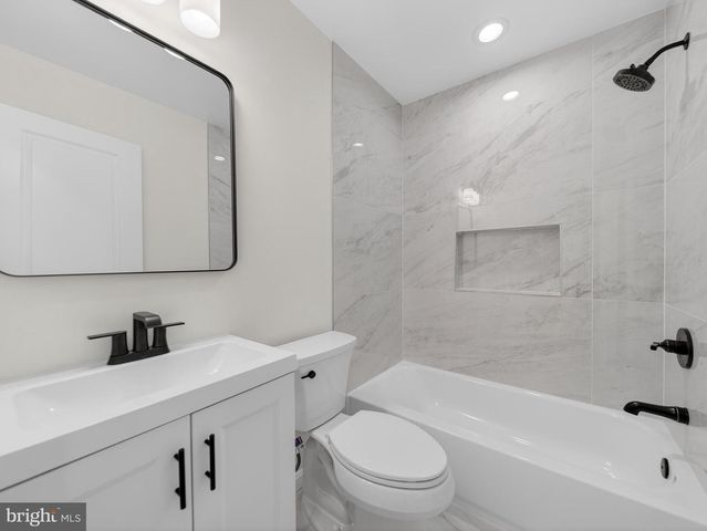 8608 GIRARD ST, Hyattsville, MD 20785