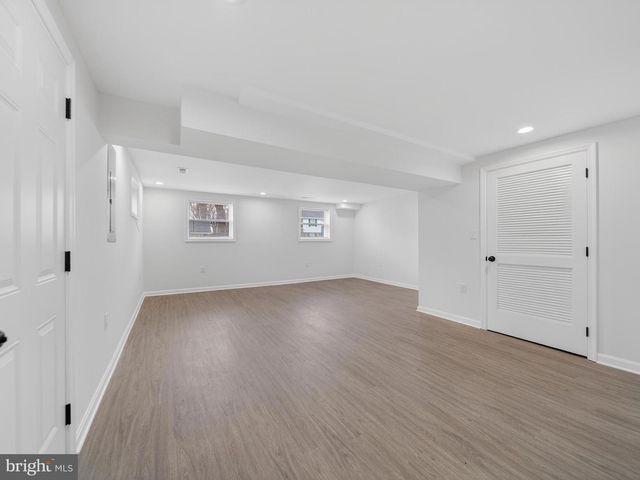 8608 GIRARD ST, Hyattsville, MD 20785