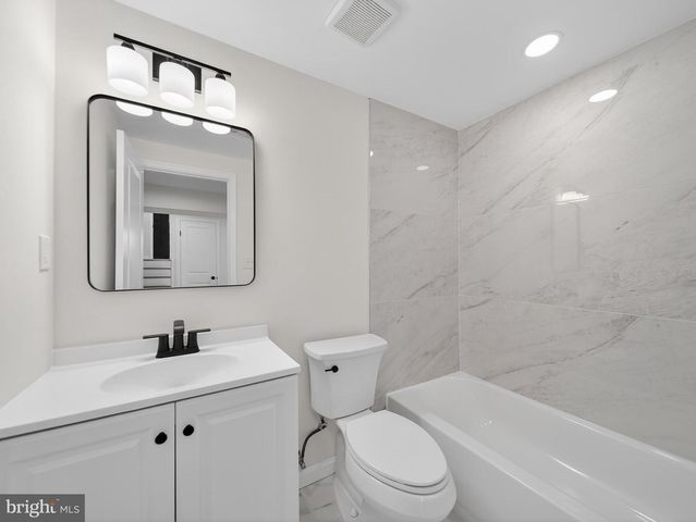 8608 GIRARD ST, Hyattsville, MD 20785