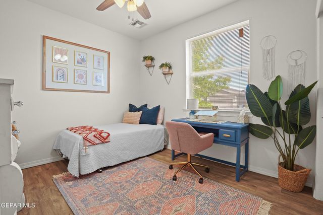 230 GONZALO Circle, El Paso, TX 79932