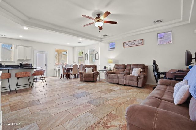 230 GONZALO Circle, El Paso, TX 79932