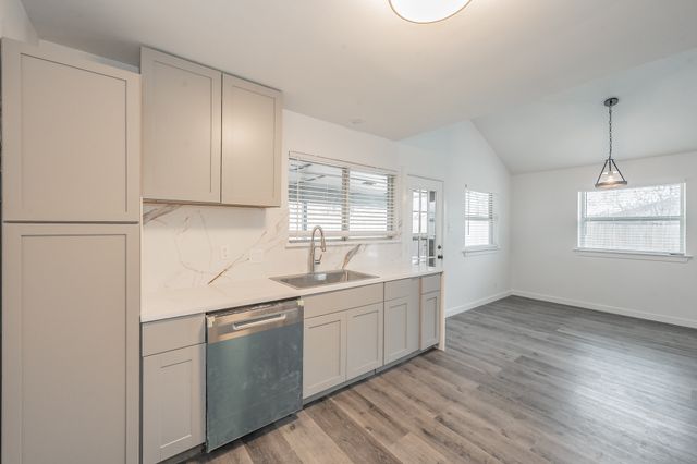 8409 Glenann Drive, North Richland Hills, TX 76182