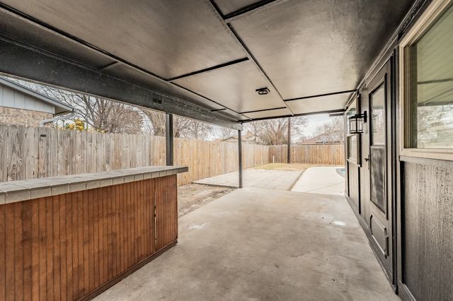 8409 Glenann Drive, North Richland Hills, TX 76182