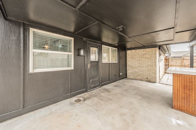 8409 Glenann Drive, North Richland Hills, TX 76182