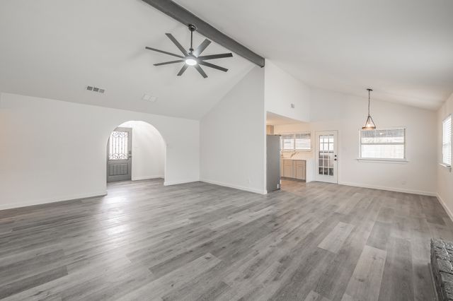 8409 Glenann Drive, North Richland Hills, TX 76182