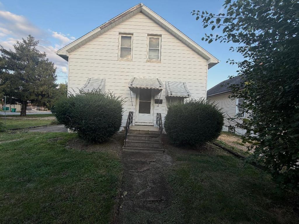 702 Davis Avenue, Rockdale, IL 60436 — exterior