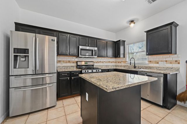 1451 Roxannes RUN, Pflugerville, TX 78660