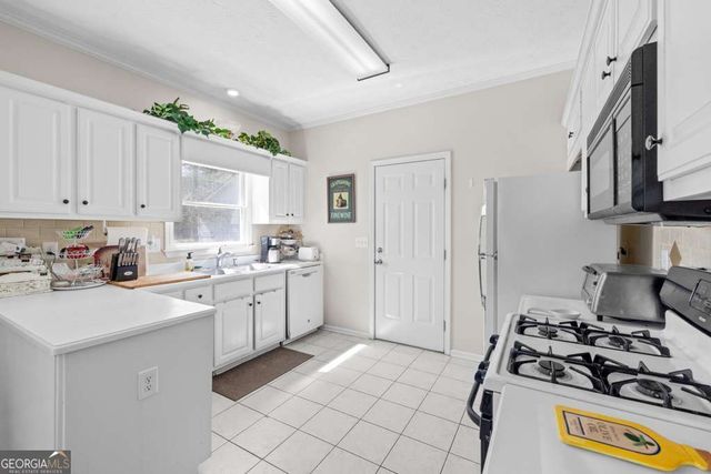 300 The Esplanade Way SE, Loganville, GA 30052